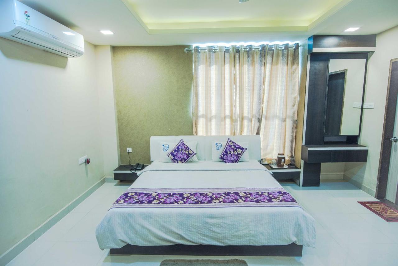 Hotel Mayur Palace โบปาล ภายนอก รูปภาพ